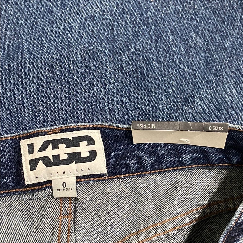KBB Jeans Barrel Leg NWT by Kahlana Mid Rise Dark Wash Size 0 - Picture 9 of 13